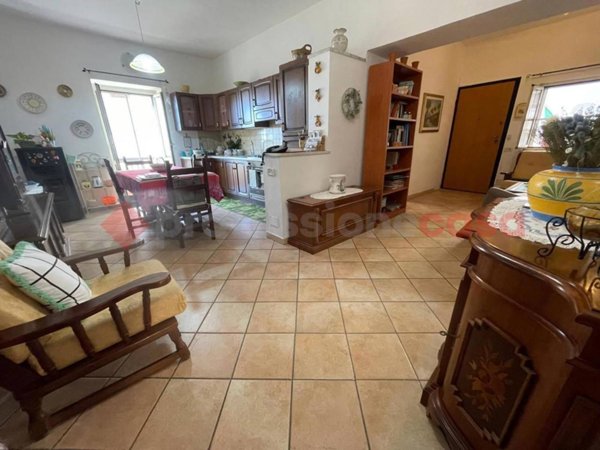 appartamento in vendita a Minturno in zona Scauri