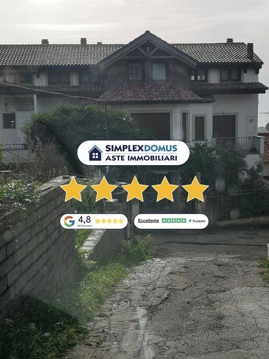 casa indipendente in vendita a Minturno