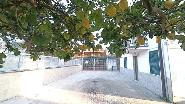 appartamento in vendita a Minturno in zona Marina