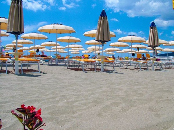 appartamento in vendita a Minturno in zona Scauri