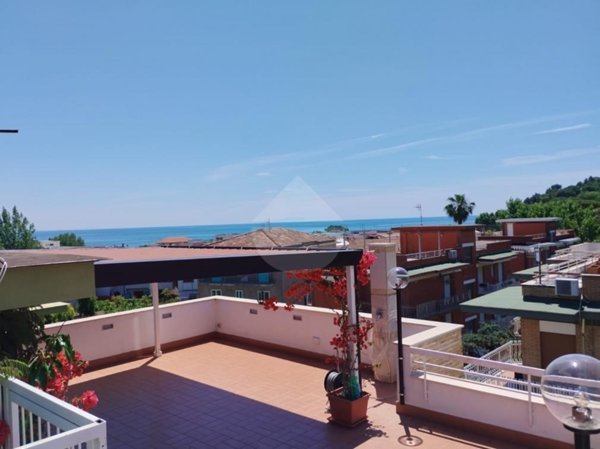 appartamento in vendita a Minturno in zona Scauri