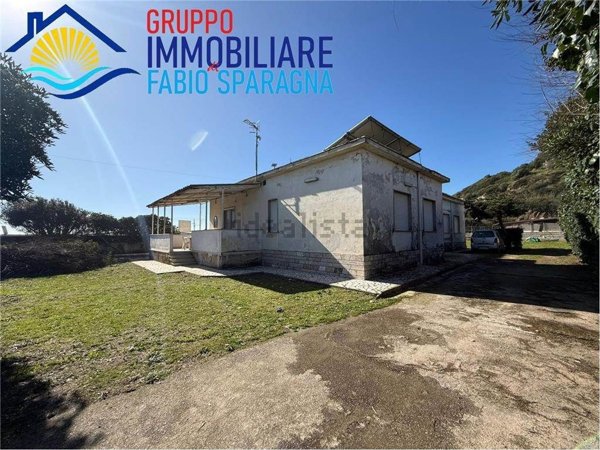 casa indipendente in vendita a Minturno in zona Scauri
