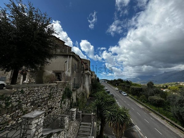 appartamento in vendita a Minturno