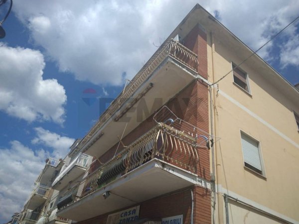 appartamento in vendita a Minturno in zona Scauri