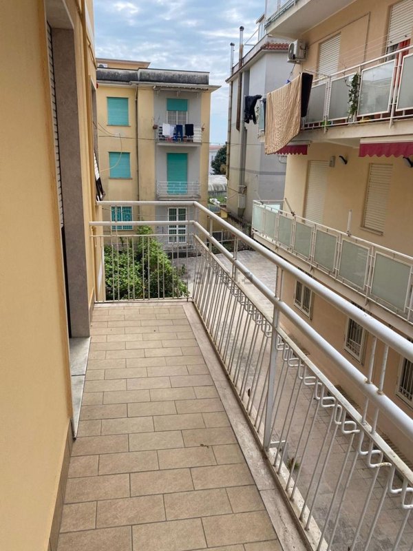 appartamento in vendita a Minturno in zona Scauri