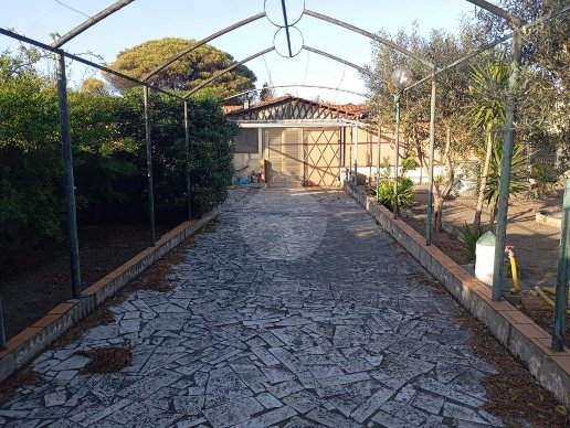 casa indipendente in vendita a Minturno in zona Marina