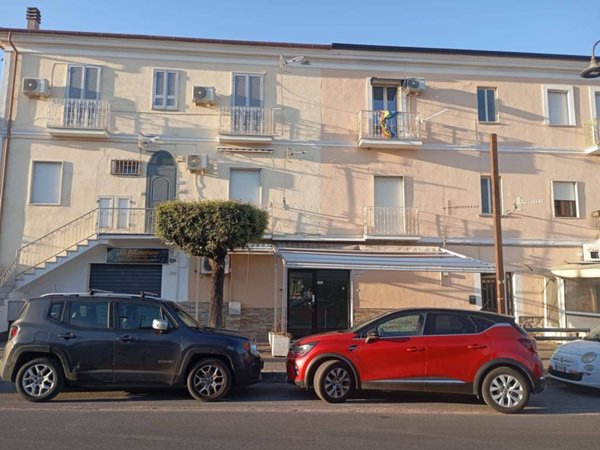 appartamento in vendita a Minturno in zona Scauri