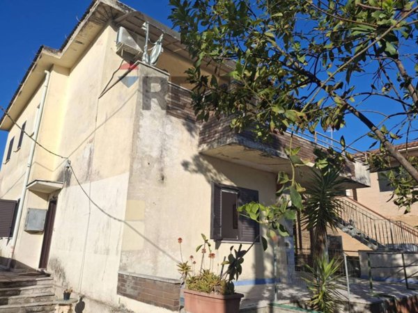 appartamento in vendita a Minturno in zona Marina