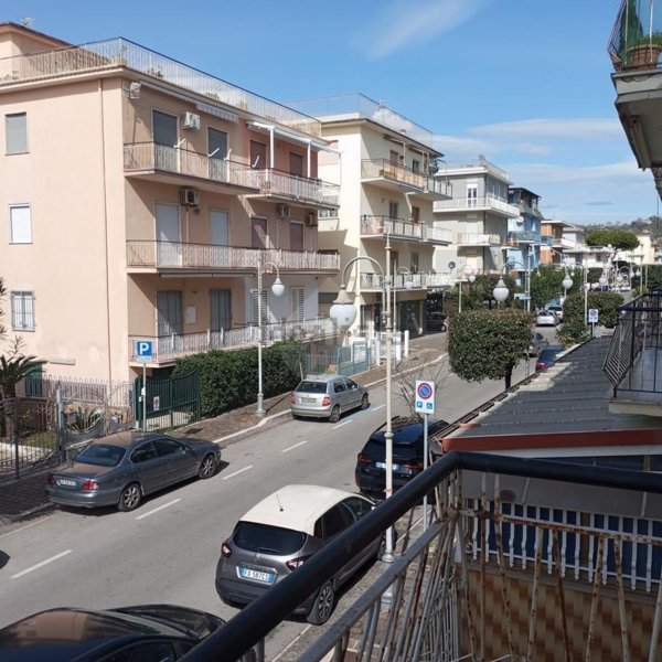 appartamento in vendita a Minturno in zona Scauri