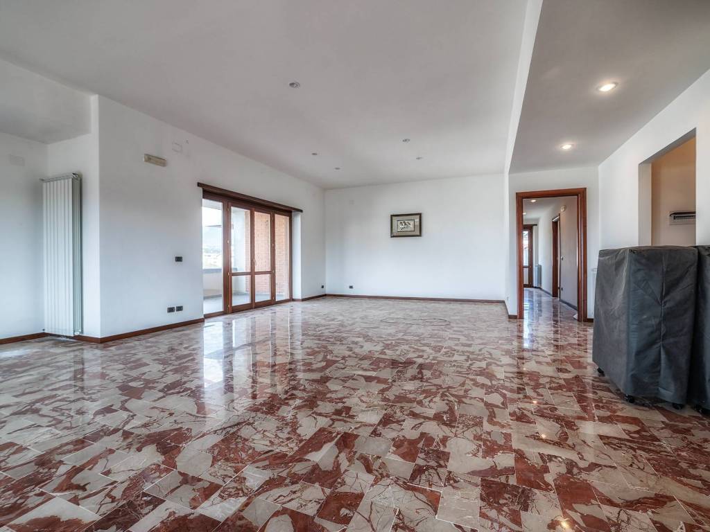 appartamento in vendita a Minturno in zona Scauri