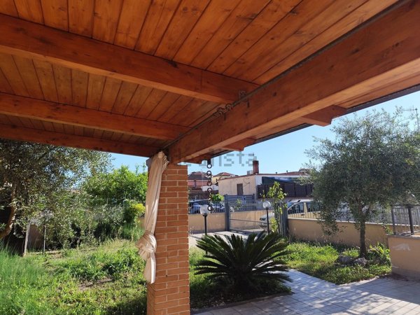 appartamento in vendita a Minturno in zona Scauri