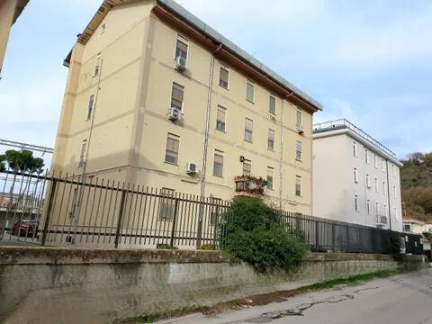appartamento in vendita a Minturno in zona Scauri