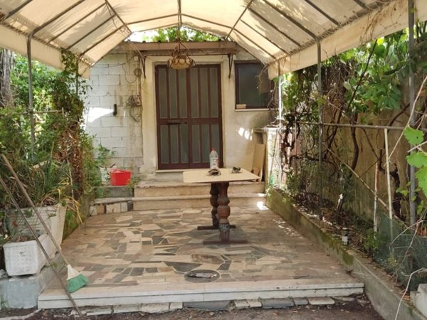 casa indipendente in vendita a Minturno in zona Scauri
