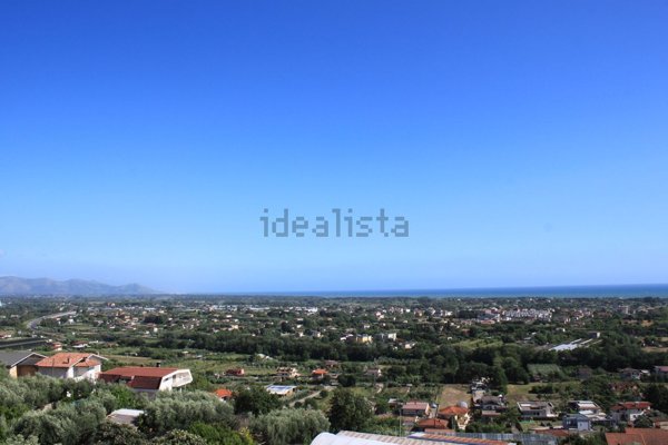 appartamento in vendita a Minturno in zona Scauri