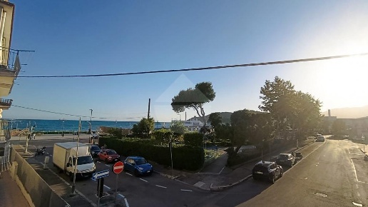 appartamento in vendita a Minturno in zona Scauri