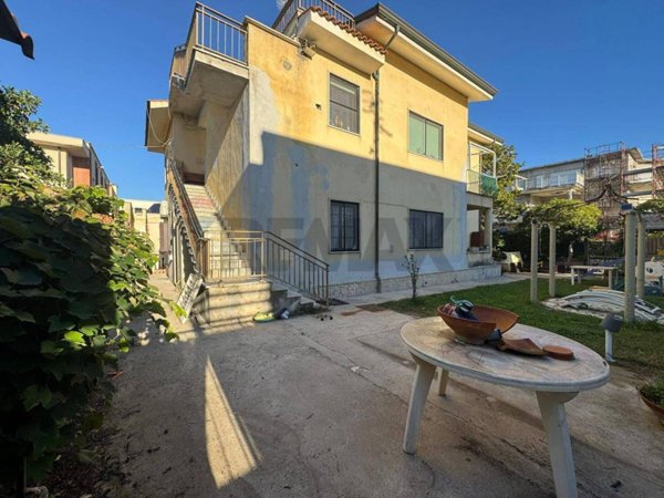 appartamento in vendita a Minturno