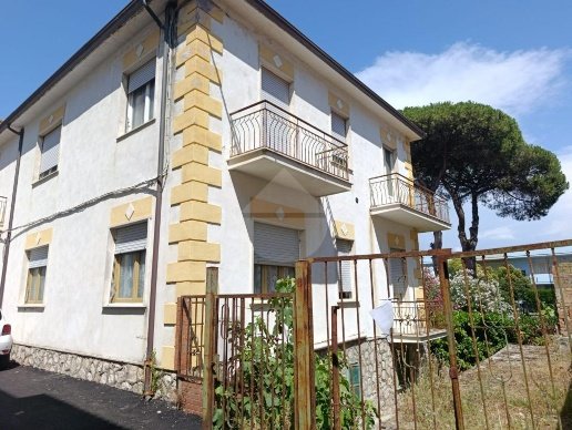 appartamento in vendita a Minturno in zona Scauri