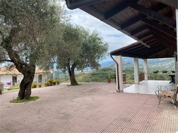 casa indipendente in vendita a Minturno in zona Santa Maria Infante