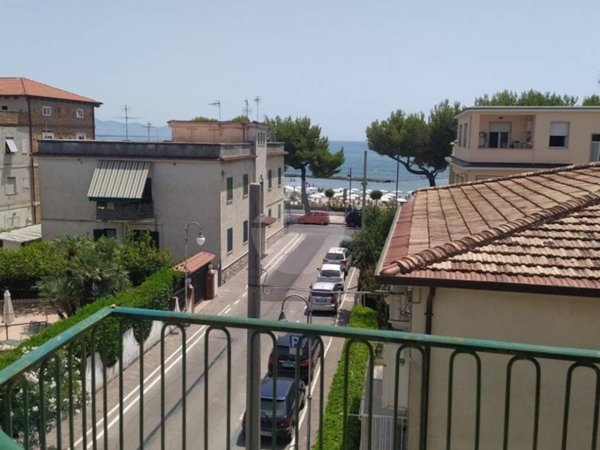 appartamento in vendita a Minturno in zona Scauri