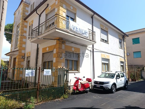 appartamento in vendita a Minturno in zona Scauri
