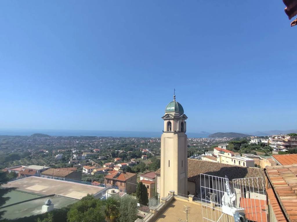 appartamento in vendita a Minturno in zona Marina