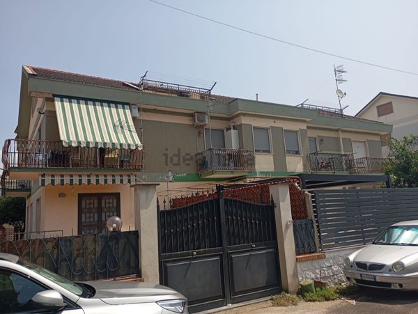 appartamento in vendita a Minturno in zona Scauri