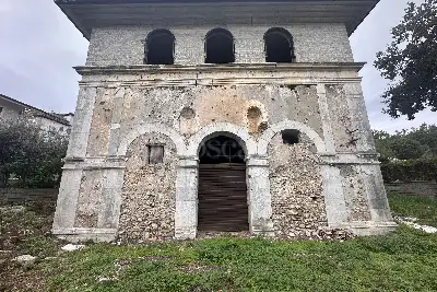casa indipendente in vendita a Minturno
