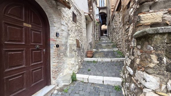 appartamento in vendita a Minturno in zona Marina