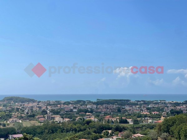 appartamento in vendita a Minturno in zona Marina