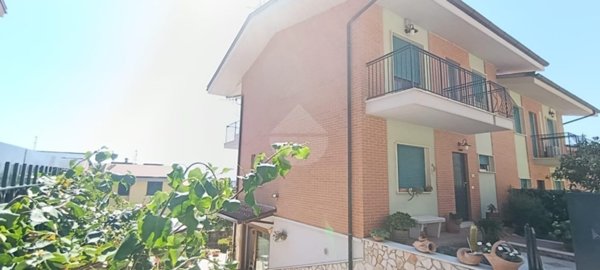 casa indipendente in vendita a Minturno in zona Tremensuoli