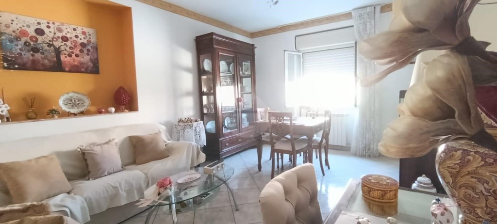 appartamento in vendita a Minturno in zona Scauri