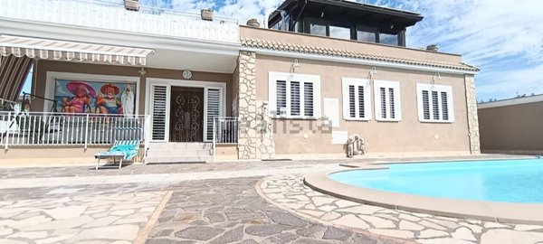 casa indipendente in vendita a Minturno in zona Scauri