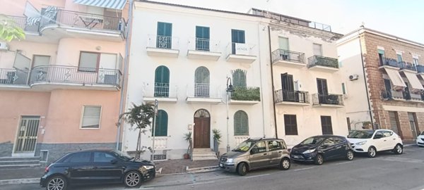 appartamento in vendita a Minturno in zona Scauri