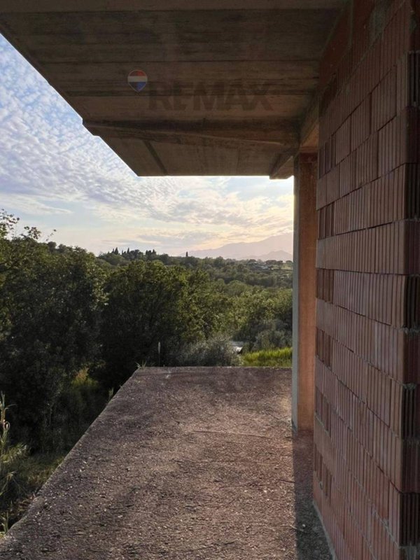 casa indipendente in vendita a Minturno