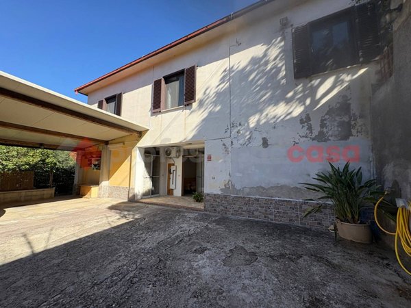 casa indipendente in vendita a Monte San Biagio