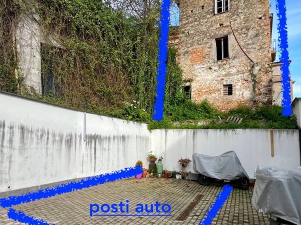 casa indipendente in vendita a Monte San Biagio