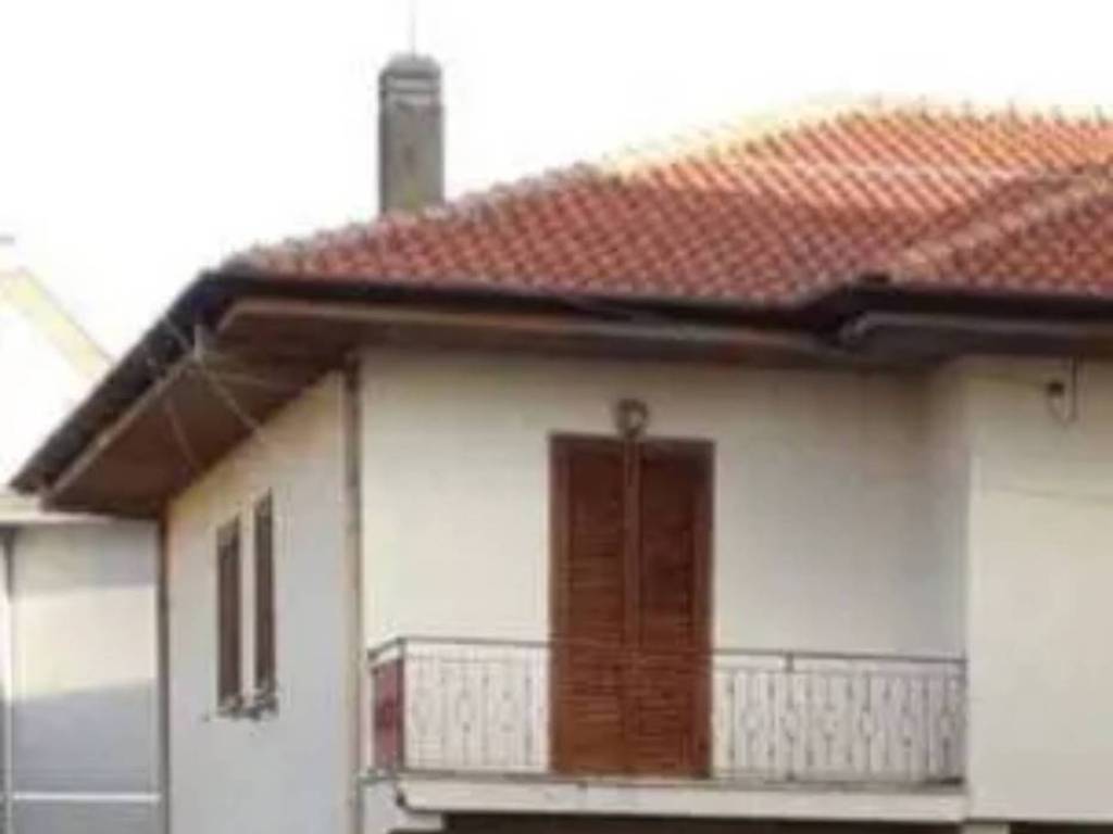 casa indipendente in vendita a Norma