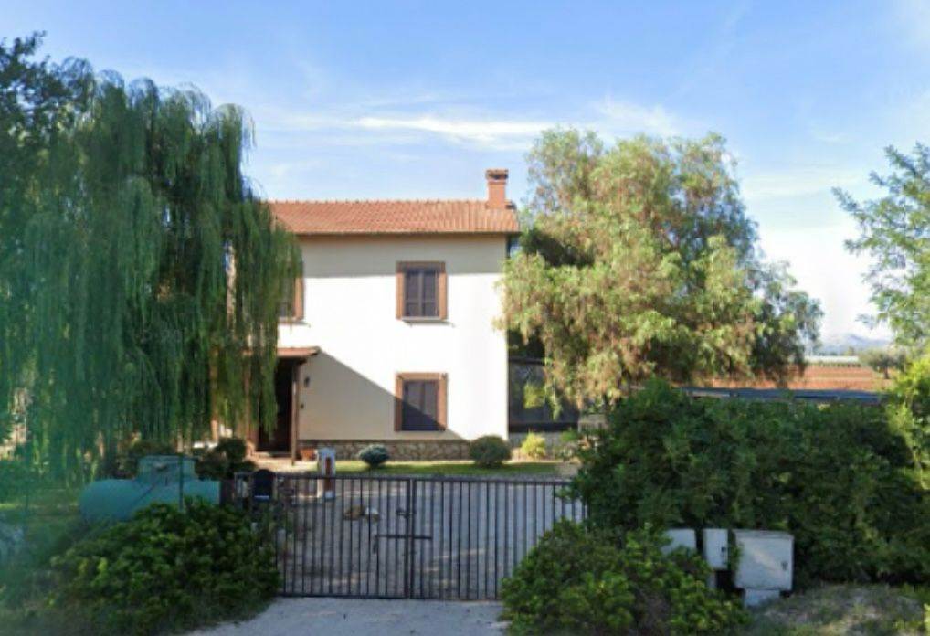 casa indipendente in vendita a Norma