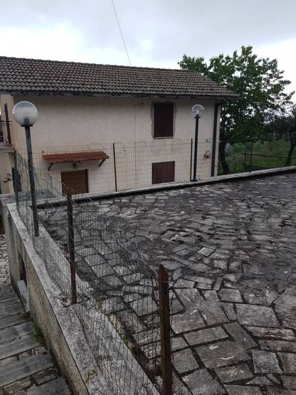 casa indipendente in vendita a Norma