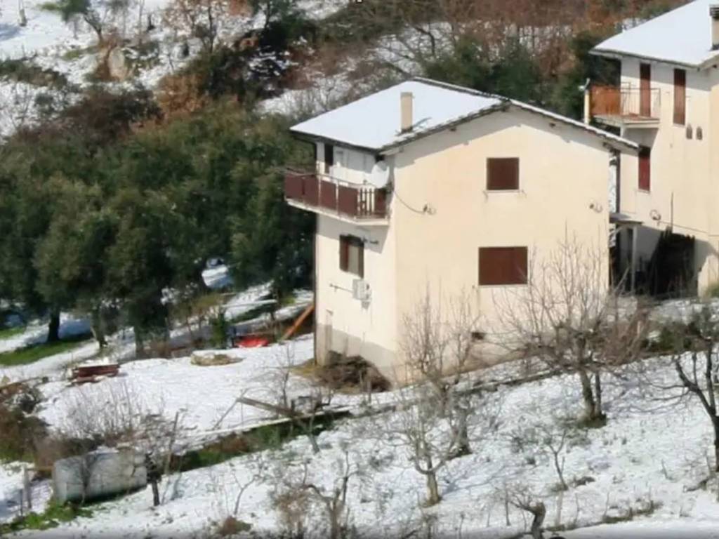 casale in vendita a Norma