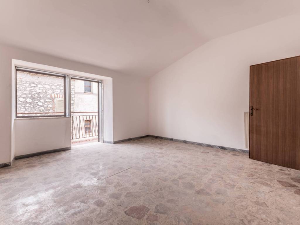 appartamento in vendita a Norma