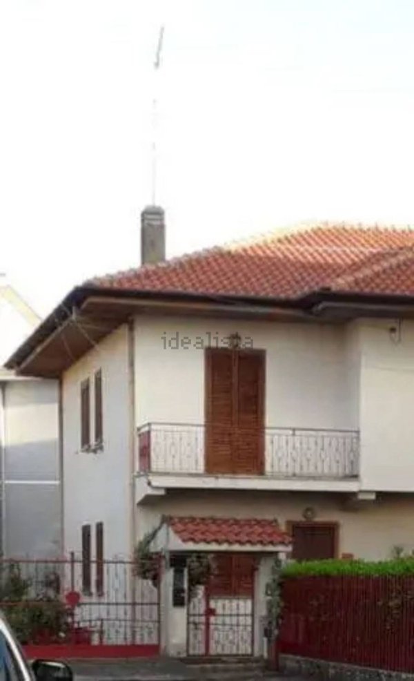 pentavano in vendita a Norma
