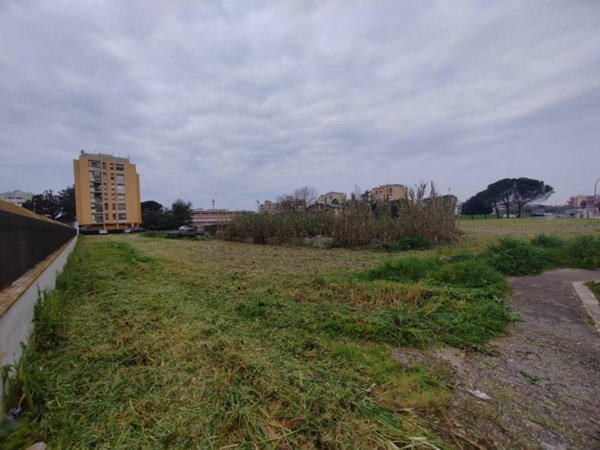 terreno edificabile in vendita a Pontinia