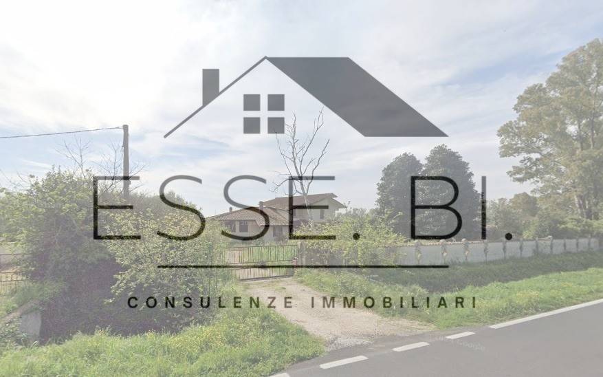 casa indipendente in vendita a Pontinia