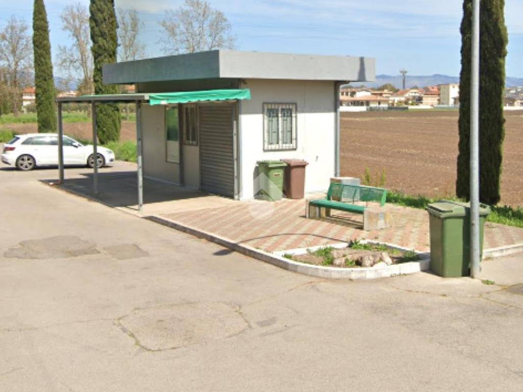 negozio in vendita a Pontinia