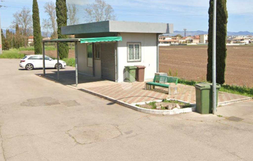 negozio in vendita a Pontinia