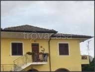 casa indipendente in vendita a Pontinia