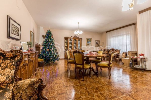 casa indipendente in vendita a Pontinia