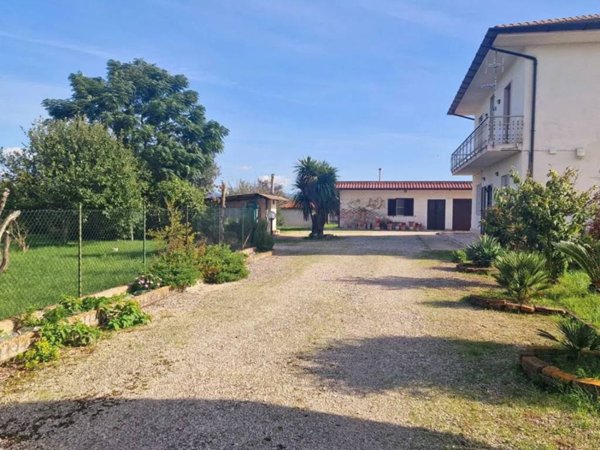 casa indipendente in vendita a Pontinia in zona Borgo Pasubio