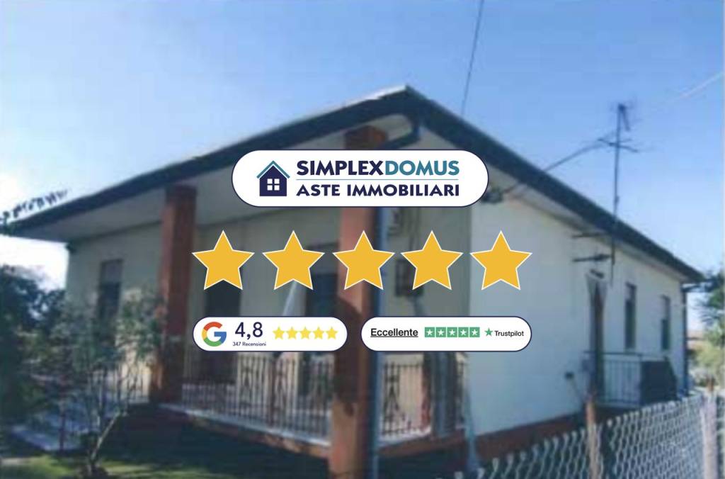 casa indipendente in vendita a Pontinia